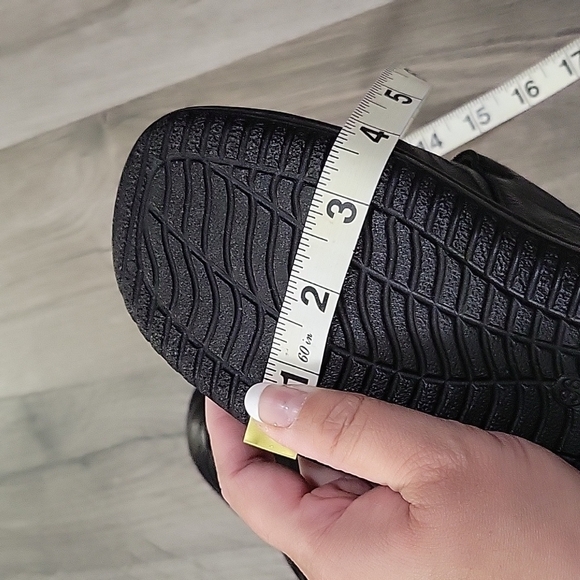 Volks Walkers Black Leather Comfort Loafers - Picture 7 of 7